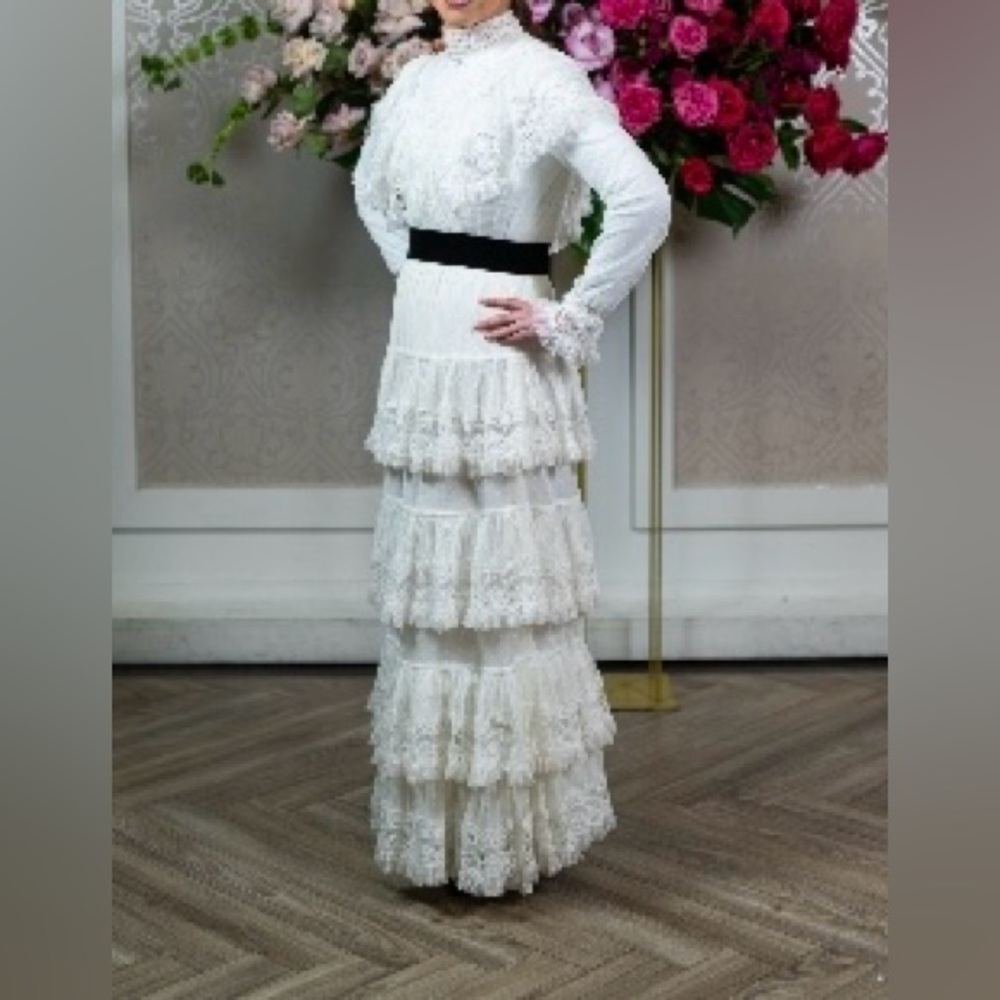 Stunning designer Stagova gown for sale